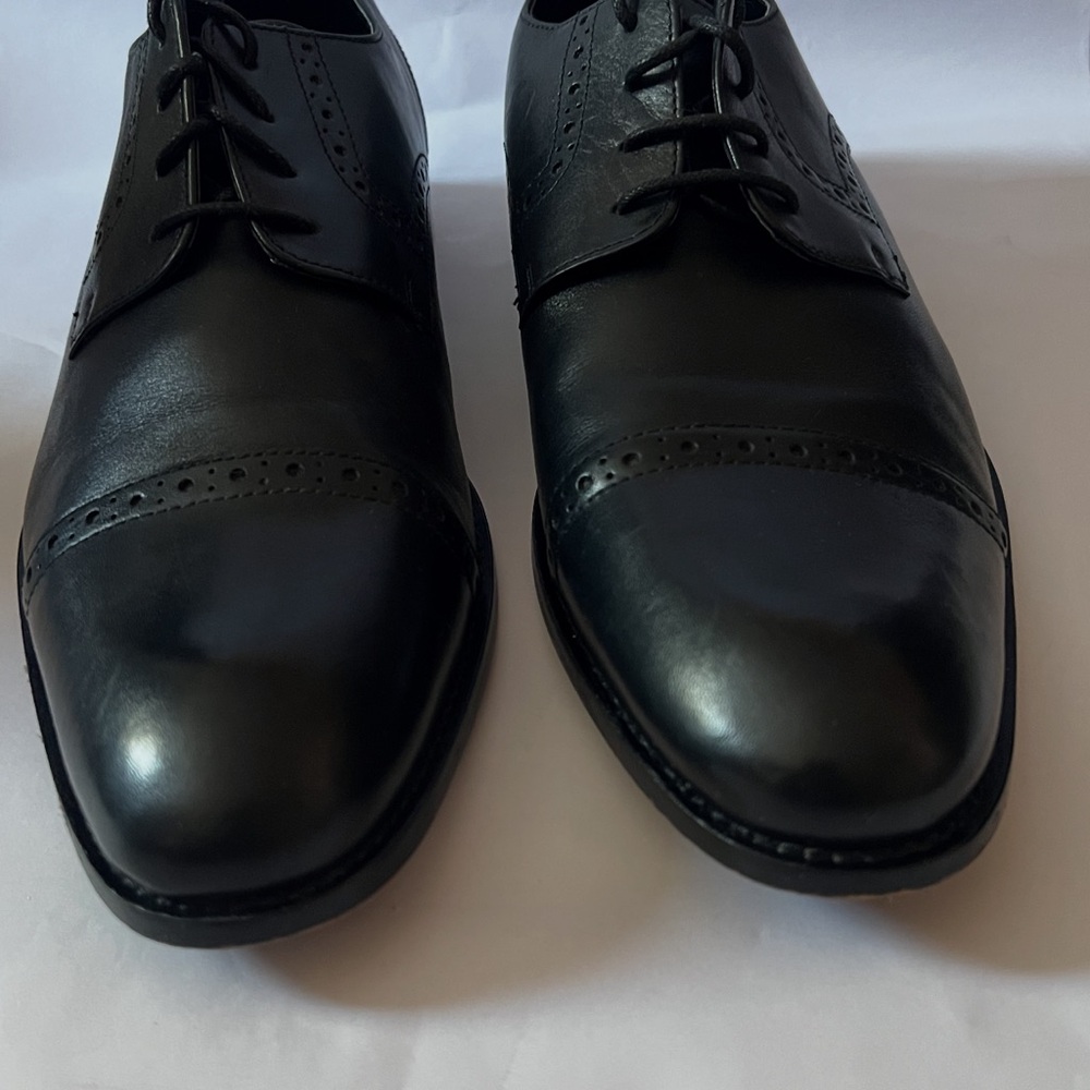 Stacy Adams Black Leather Oxfords